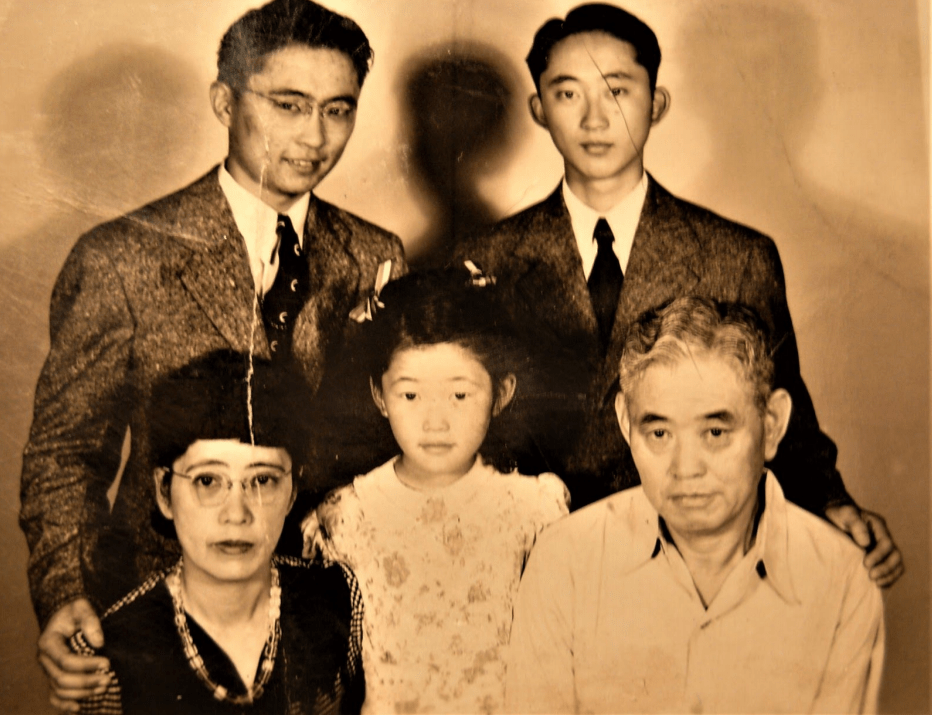 A Family Torn Apart - Topaz Stories